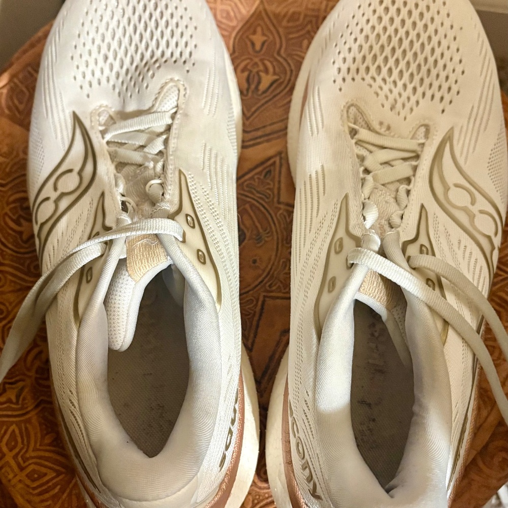 Saucony running shoes